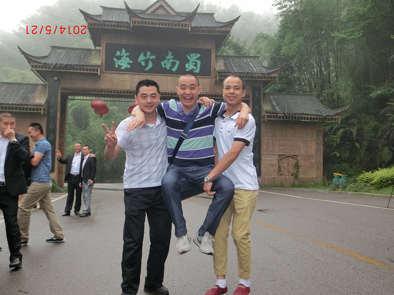 �c���´��ڴ��_��D