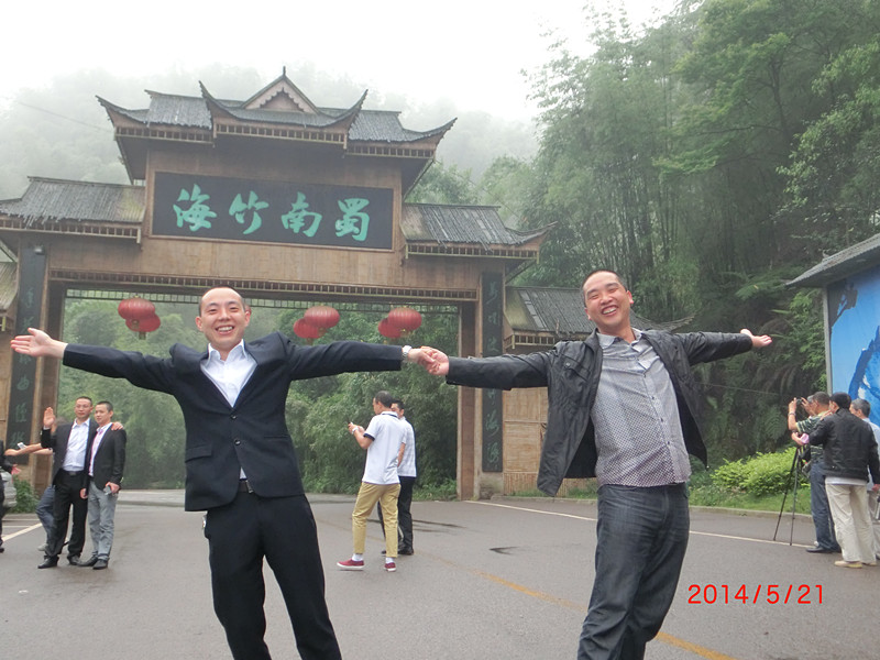 �c���´��ڴ��_��D