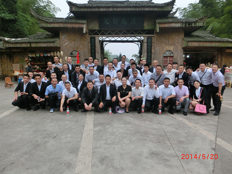 �c���´��ڴ��_��D