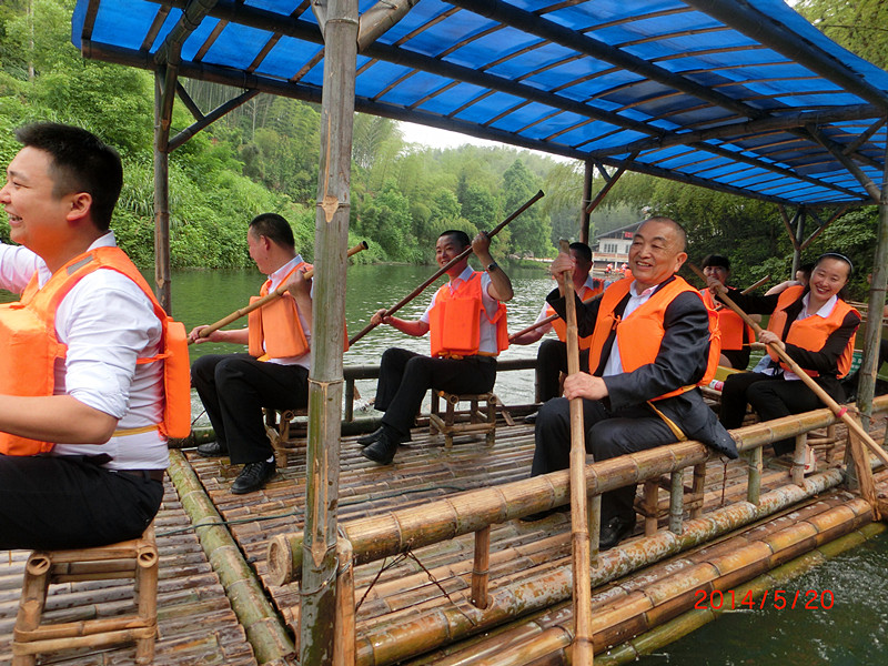 �c���´��ڴ��_��D