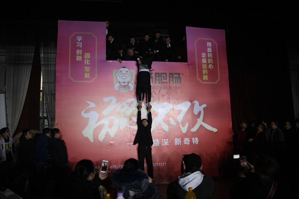 �c���´��ڴ��_��D