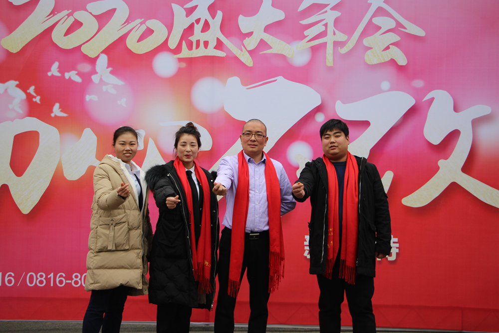 �c���´��ڴ��_��D