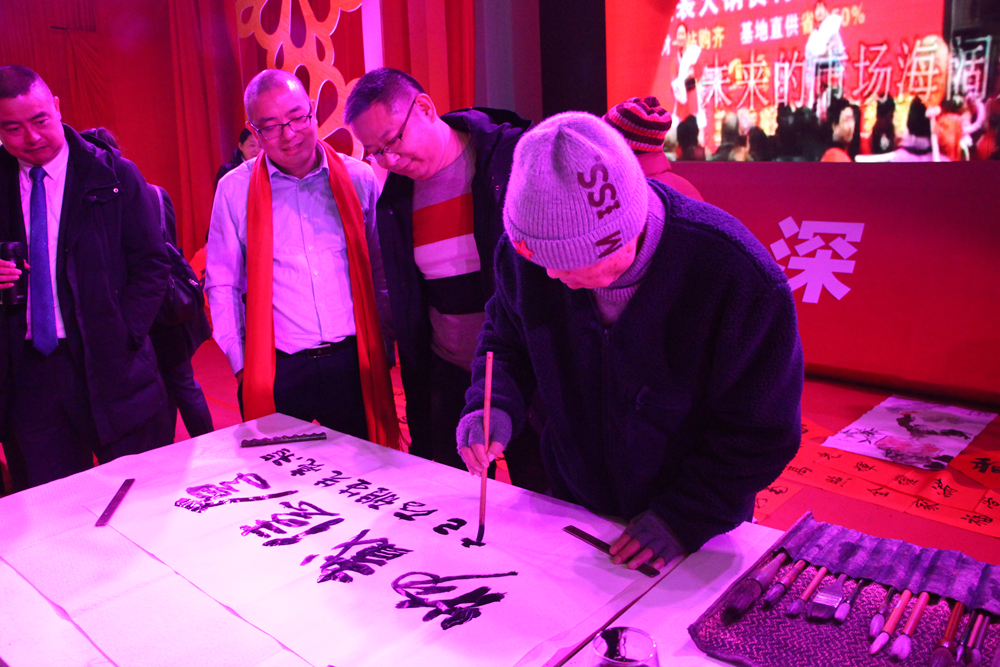 �c���´��ڴ��_��D