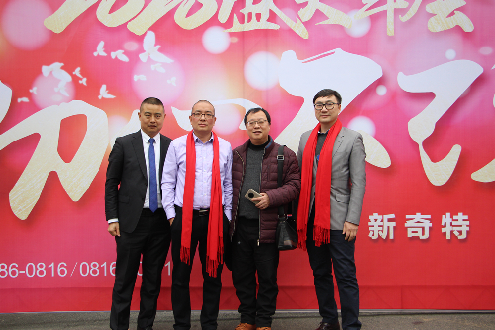 �c���´��ڴ��_��D