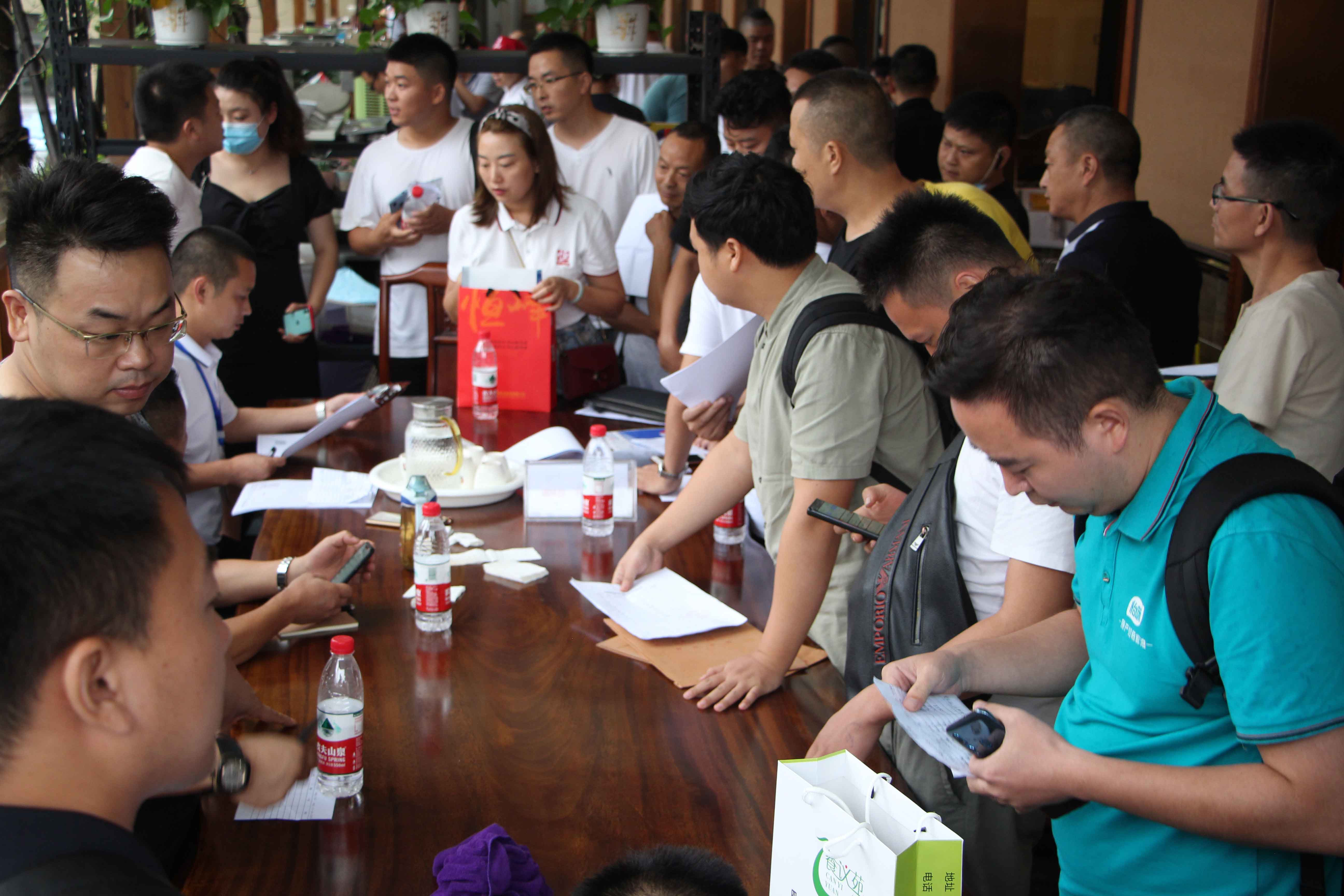 �c(di��n)���´��ڴ��_��D