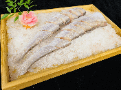 ���r�L�~(y��)