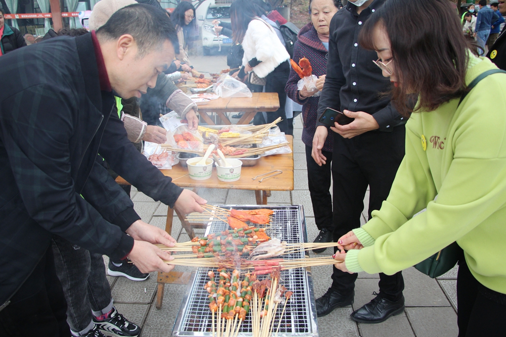 �c(di��n)���´��ڴ��_��D